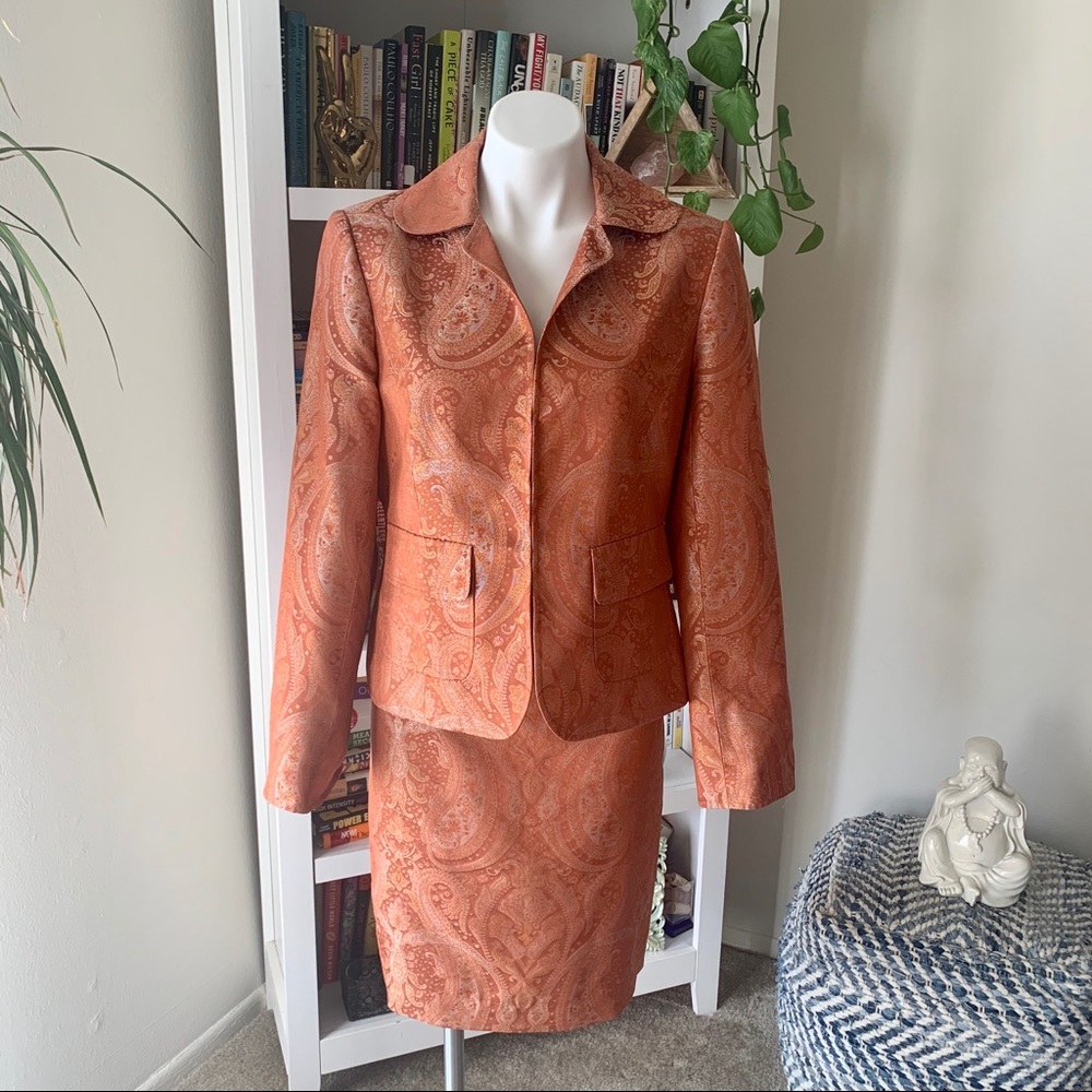 Linda Allard Ellen Tracy Paisley Silk 2 Piece Suit